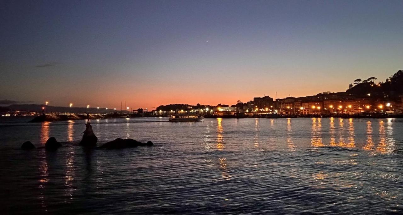 Hotel Playa Cangas do Morrazo Exterior photo