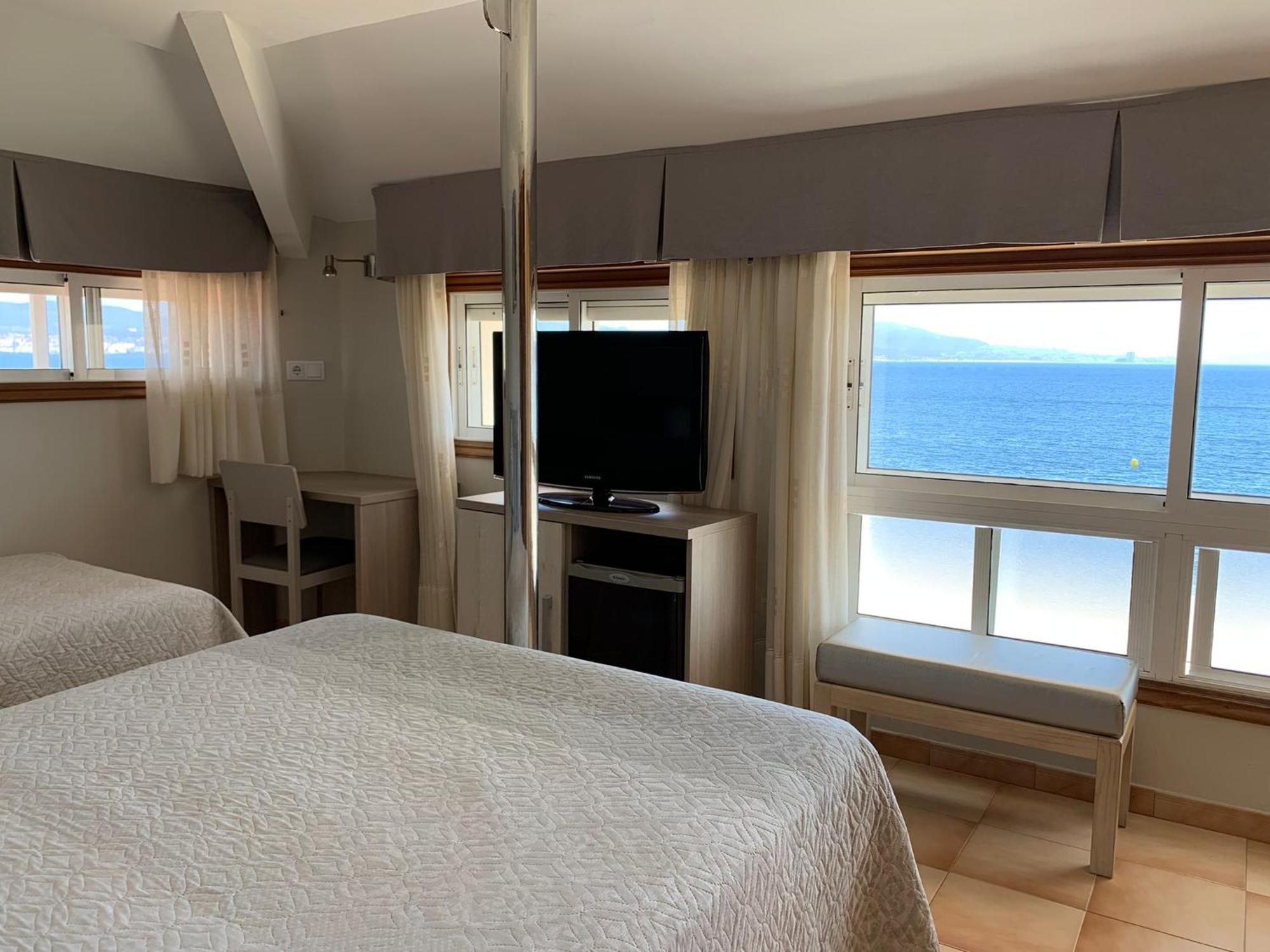 Hotel Playa Cangas do Morrazo Exterior photo