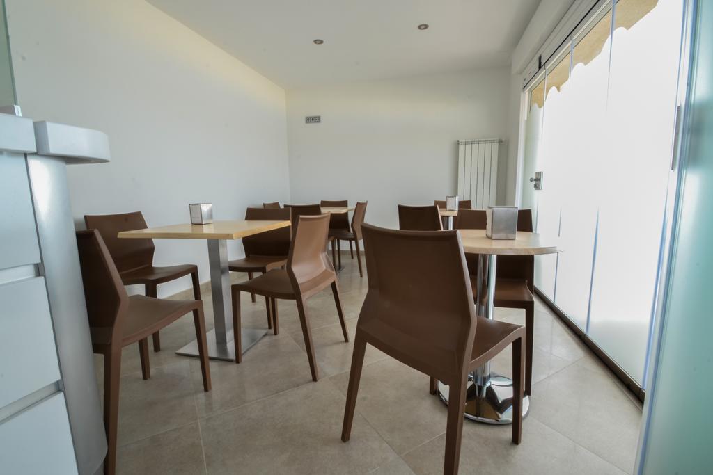 Hotel Playa Cangas do Morrazo Exterior photo